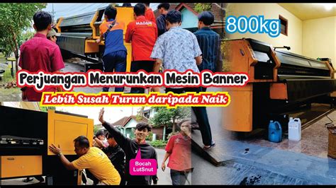 MENURUNKAN MESIN in English .